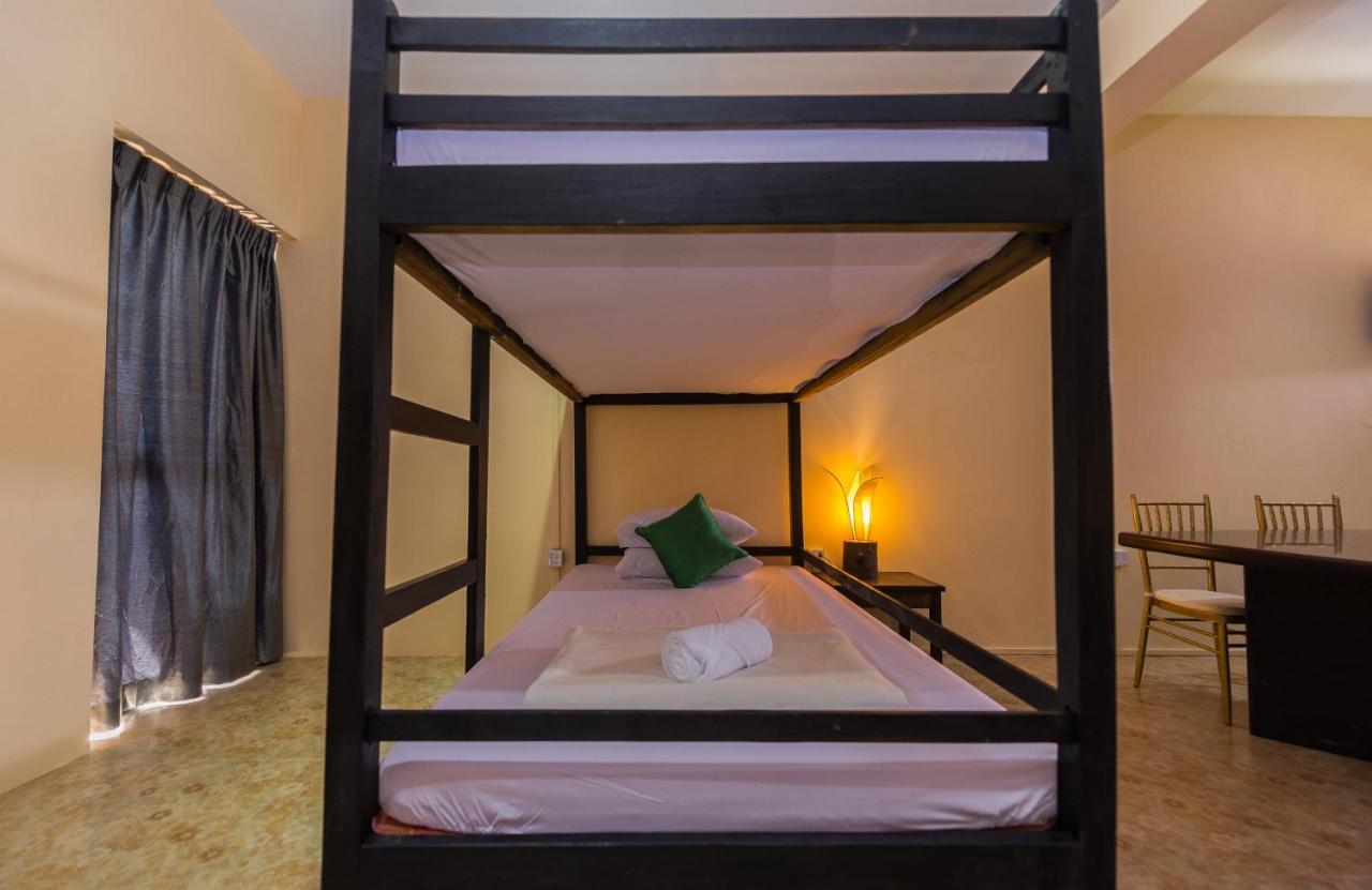 Gz Plan B Hostel Siem Reap Exterior photo