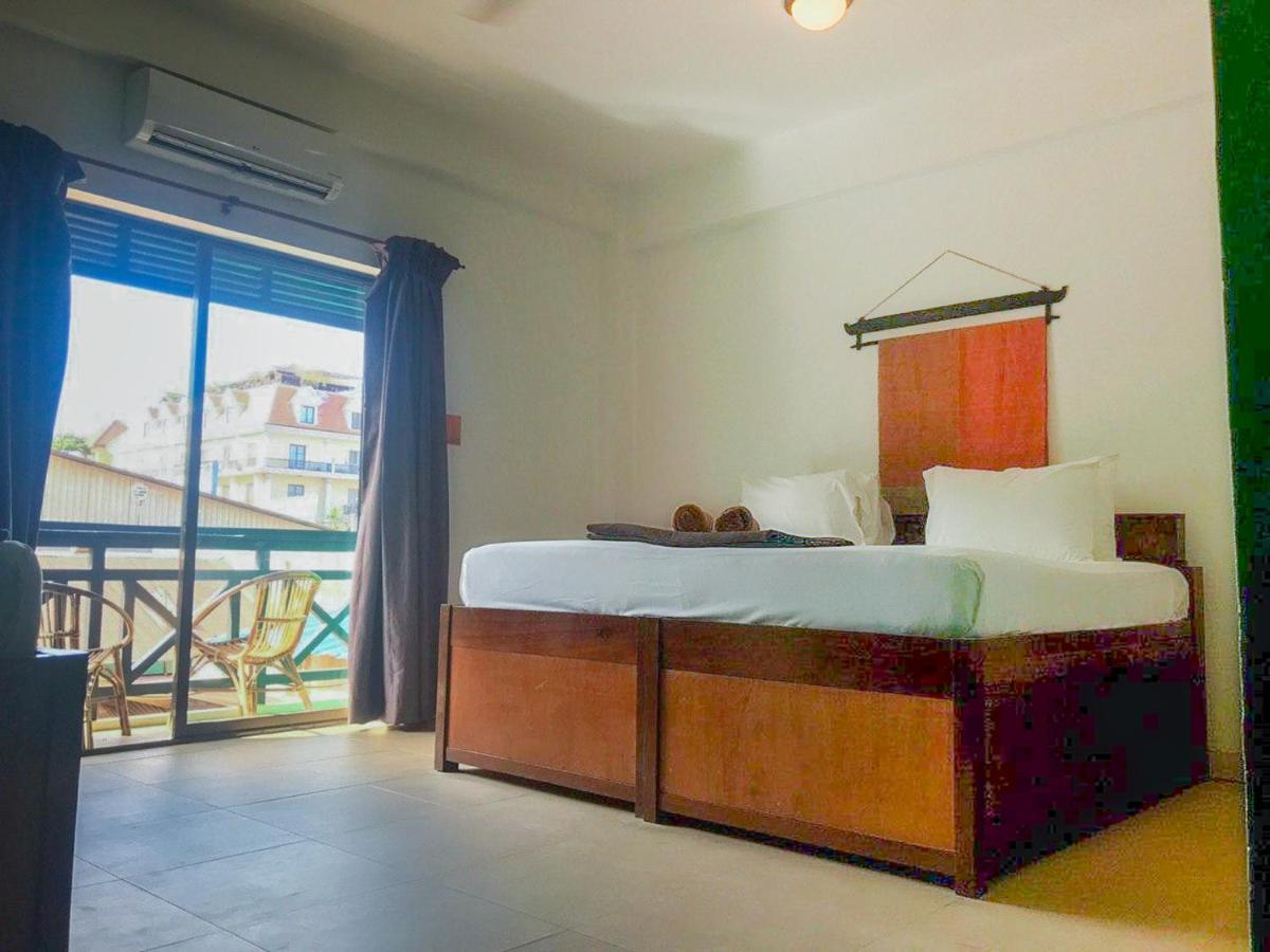 Gz Plan B Hostel Siem Reap Exterior photo